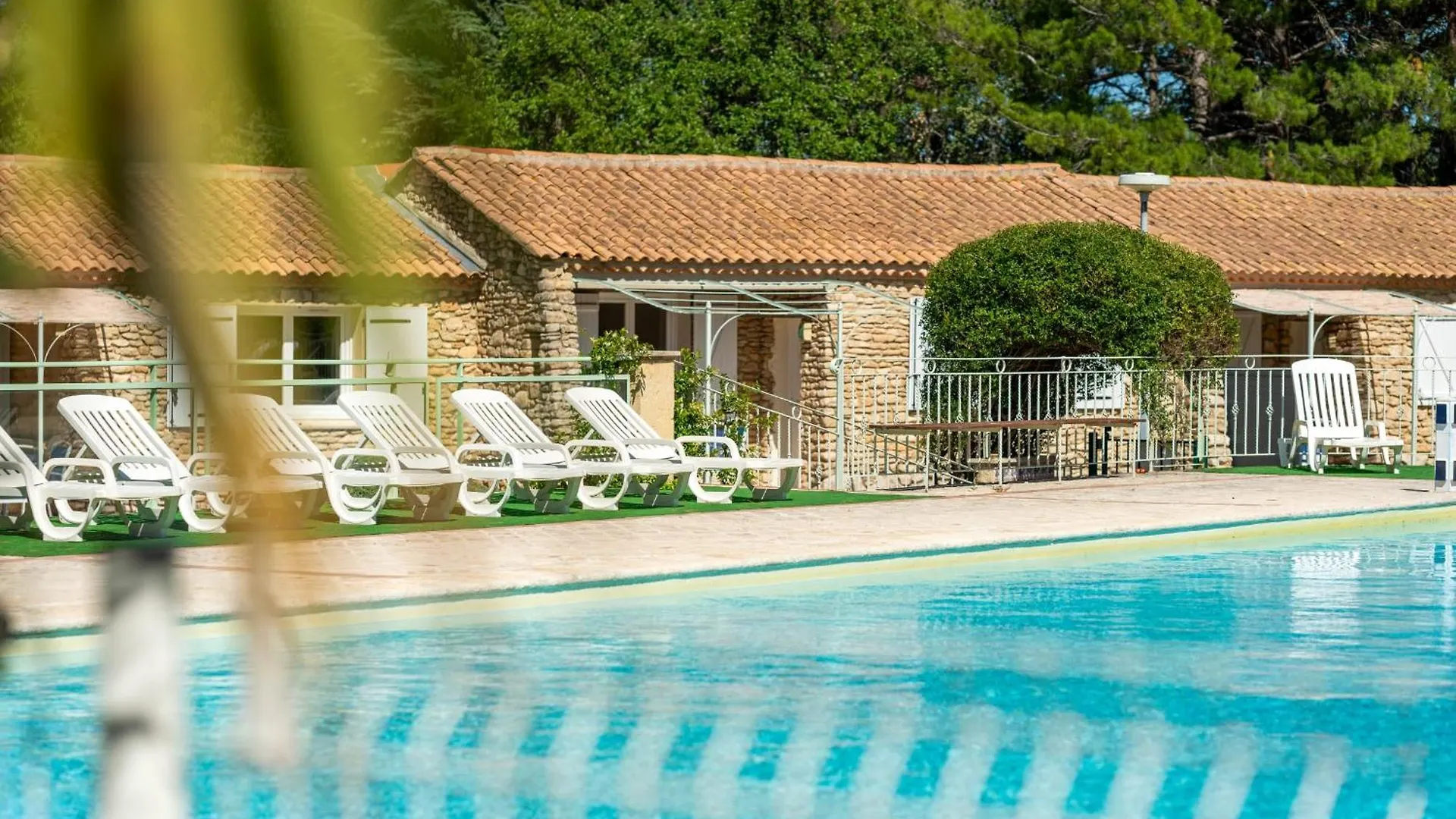 Charming Stone House In A Tourist Residence La Roque-sur-Pernes Holiday home