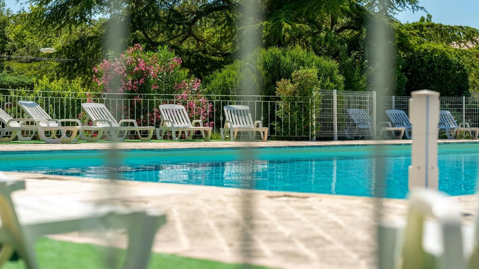 Charming Stone House In A Tourist Residence La Roque-sur-Pernes Holiday home