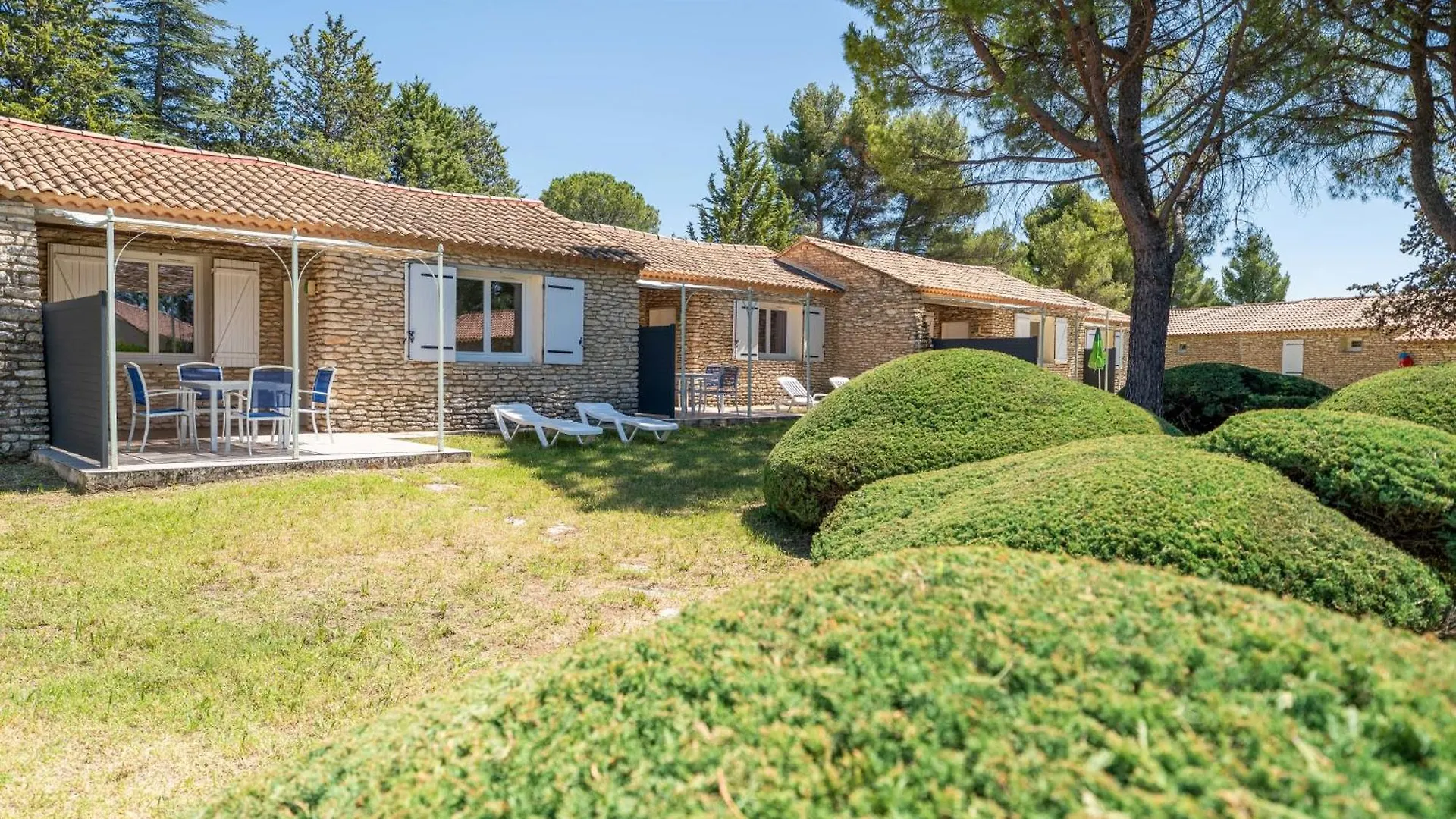 Charming Stone House In A Tourist Residence La Roque-sur-Pernes Holiday home